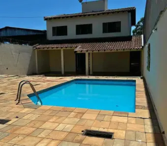 Sobrado com 6 Quartos para alugar, 370m² no Parque Residencial das Camélias, Bauru