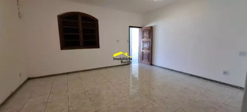 Casa com 3 quartos — Palmeiras, Belo Horizonte