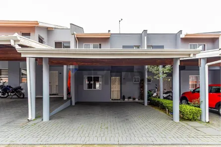 Sobrado com 3 Quartos à venda, 82m² no Boqueirão, Curitiba