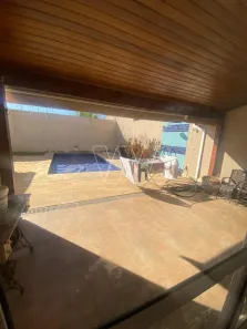 Sobrado com 3 Quartos à venda, 180m² no Loteamento Parque das Hortências (Sousas), Campinas