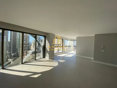 Apartamento com 3 Quartos à venda, 123m² no Centro, Balneário Camboriú
