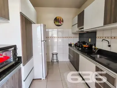 Sobrado com 4 Quartos à venda, 322m² no Aventureiro, Joinville