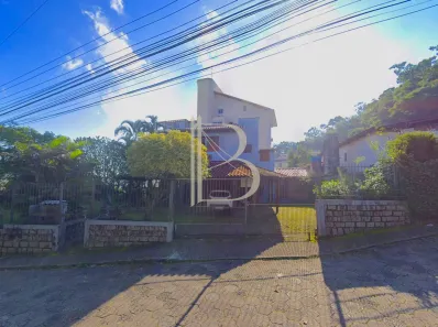 Sobrado com 4 Quartos à venda, 245m² no Saco Grande, Florianópolis