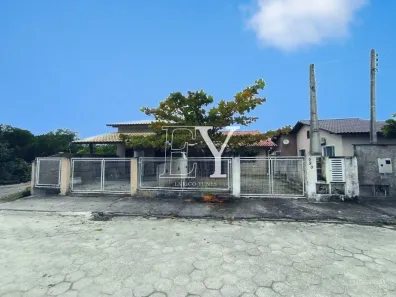 Casa com 4 Quartos à venda, 150m² no Carianos, Florianópolis