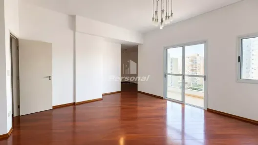 Apartamento com 3 Quartos para alugar, 221m² no Centro, Taubaté