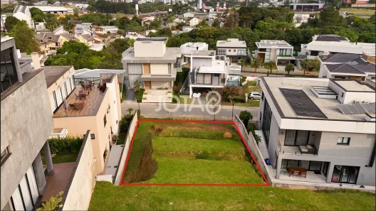 Lote/Terreno à venda, 420m² no Santo Inácio, Curitiba