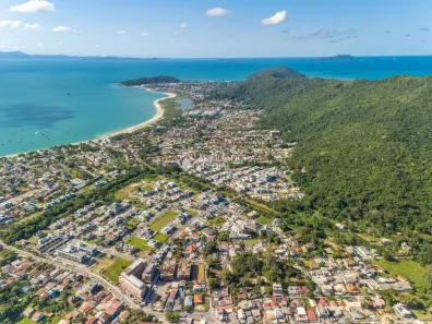 Casa com 2 Quartos à venda, 80m² no Cachoeira do Bom Jesus, Florianópolis