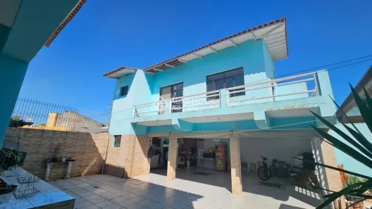 Sobrado com 6 Quartos à venda, 383m² no Centro, Guaíba