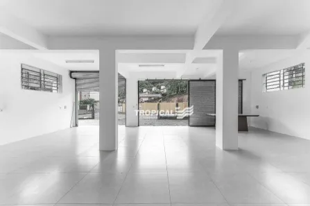 Ponto Comercial para alugar, 160m² no Velha Central, Blumenau