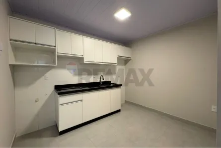 Kitnet com 2 Quartos para alugar, 20m² no Centro, Balneário Camboriú
