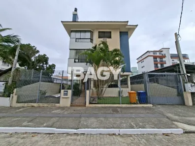 Apartamento com 3 Quartos para alugar, 74m² no Canasvieiras, Florianópolis