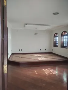 Sobrado com 4 Quartos para alugar, 180m² no Parque São Geraldo, Bauru