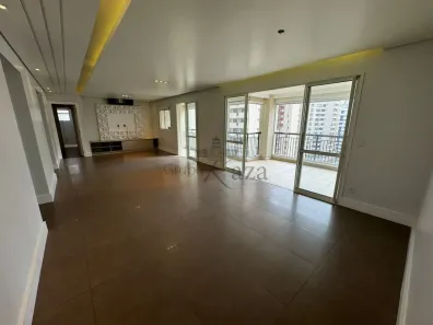 Apartamento com 3 Quartos à venda, 194m² no Altos do Esplanada, São José dos Campos