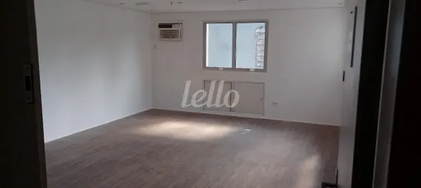 Sala Comercial à venda, 35m² no Vila Olímpia, São Paulo