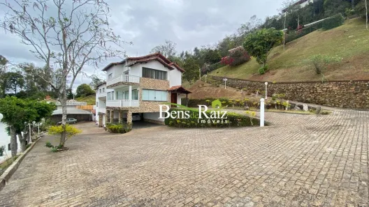 Casa de Condomínio com 4 Quartos à venda, 840m² no Estância Serrana, Nova Lima