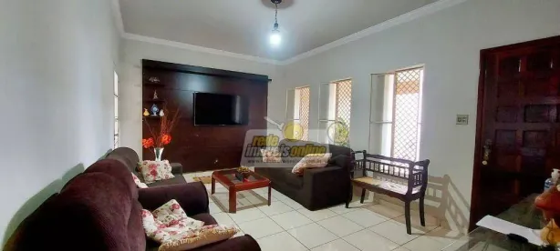 Casa com 3 Quartos à venda, 169m² no Cidade Jardim, Uberaba