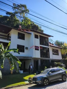Casa de Condomínio com 4 Quartos à venda, 300m² no Badu, Niterói