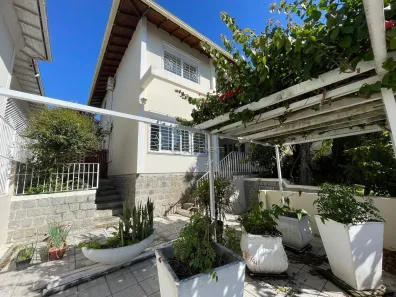 Casa com 4 Quartos à venda, 280m² no Coqueiros, Florianópolis