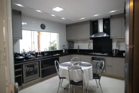 Casa de Condomínio com 4 Quartos à venda, 450m² no Condomínio Império dos Nobres, Brasília