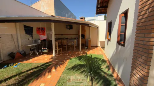 Casa com 3 Quartos à venda, 215m² no Jardim Patrícia, Mogi Mirim