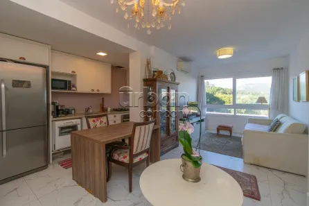 Apartamento com 2 Quartos à venda, 70m² no Jardim do Salso, Porto Alegre