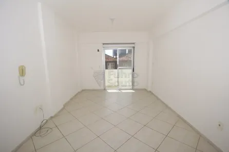 Apartamento com 2 Quartos para alugar, 60m² no Centro, Pelotas