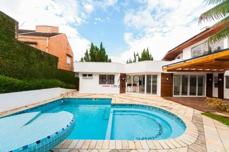 Casa de Condomínio com 6 Quartos à venda, 630m² no Seminário, Curitiba