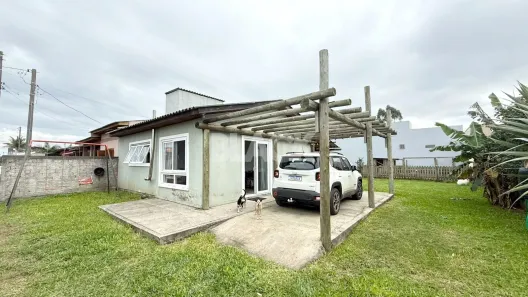 Casa com 2 Quartos à venda, 80m² no Passo de Torres, Passo de Torres