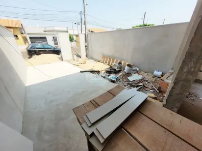 Casa com 3 Quartos à venda, 90m² no Jardim Strass, Londrina