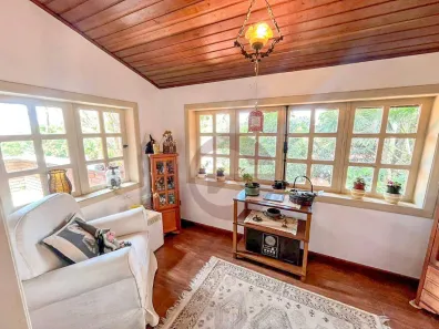 Sobrado com 4 Quartos à venda, 333m² no Granja Viana II, Cotia