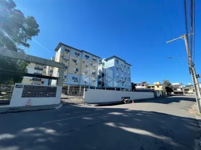 Apartamento com 2 Quartos para alugar, 78m² no Duque de Caxias, Santa Maria