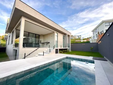Casa de Condomínio com 4 Quartos à venda, 220m² no Gran Park, Vespasiano