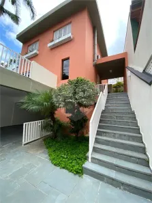 Casa com 4 Quartos à venda, 268m² no Vila Madalena, São Paulo