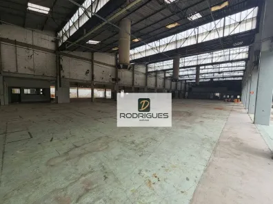 Galpão/Depósito/Armazém para alugar, 5000m² no Piraporinha, Diadema