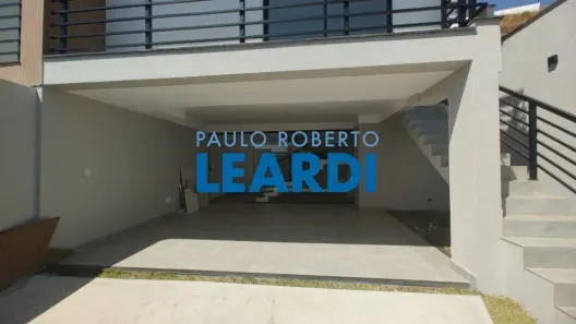 Sobrado com 3 Quartos à venda, 225m² no Residencial Alamedas, Poços de Caldas