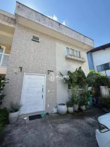 Casa de Condomínio com 3 Quartos à venda, 180m² no Vila Progresso, Niterói