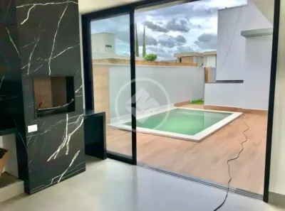 Casa de Condomínio com 3 Quartos à venda, 202m² no Laranjeiras, Uberlândia