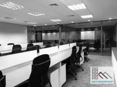 Sala Comercial para venda ou aluguel, 230m² no Vila Olímpia, São Paulo