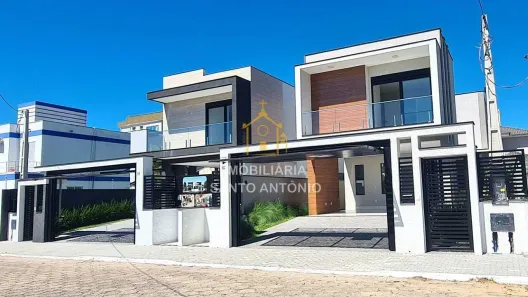 Casa com 4 Quartos à venda, 215m² no Ingleses do Rio Vermelho, Florianópolis