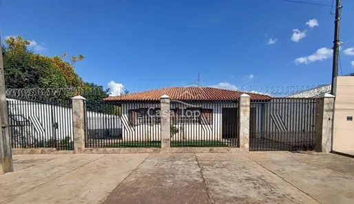 Casa com 5 Quartos à venda, 165m² no Uvaranas, Ponta Grossa