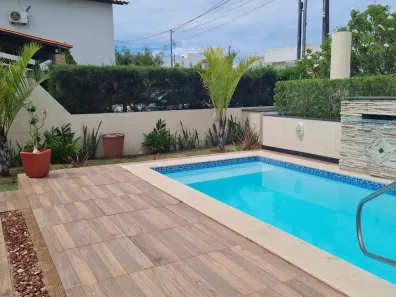 Casa de Condomínio com 3 Quartos para venda ou aluguel, 270m² no Matapoã, Aracaju