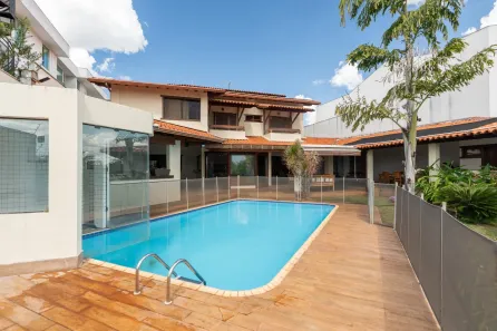 Casa com 4 Quartos à venda, 550m² no Setor de Habitações Individuais Sul, Brasília