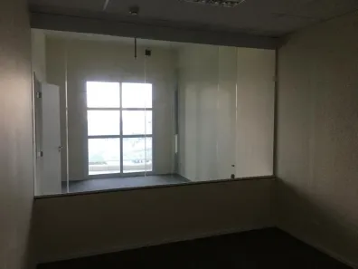 Sala Comercial para venda ou aluguel, 70m² no Vila Cordeiro, São Paulo
