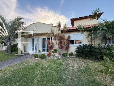 Casa de Condomínio com 3 Quartos à venda, 71m² no , Xangri-Lá