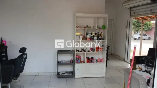Casa com 2 Quartos à venda, 12m² no Novo Delfino, Montes Claros
