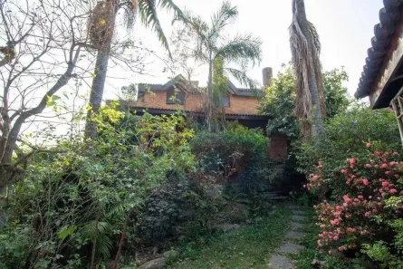 Sobrado com 4 Quartos à venda, 800m² no Cidade São Francisco, São Paulo