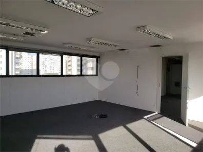 Sala Comercial à venda, 112m² no Barra Funda, São Paulo