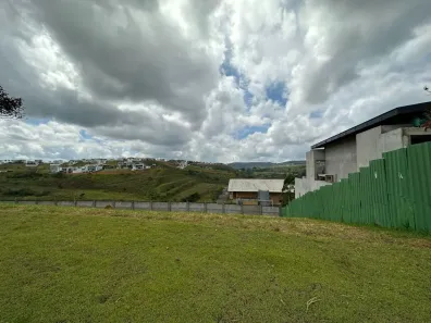 Lote/Terreno à venda, 698m² no São Pedro, Juiz de Fora