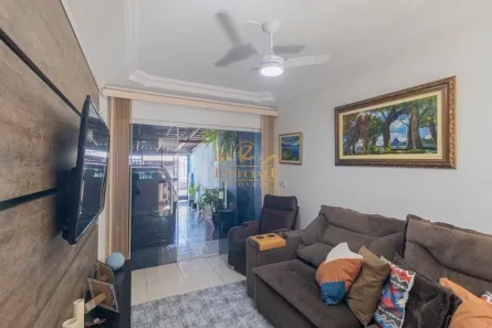 Sobrado com 2 Quartos à venda, 75m² no Cidade Industrial, Curitiba