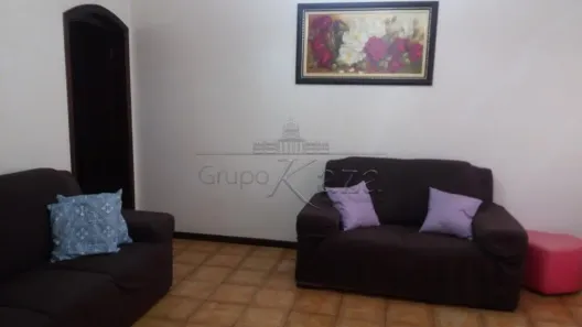 Sobrado com 3 Quartos à venda, 177m² no Monte Castelo, São José dos Campos